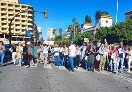 Funcionarios de Justicia de Huelva cortan la Alameda Sundheim en el séptimo día de paros
