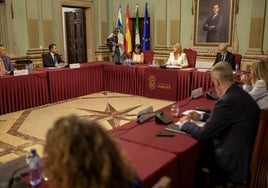 Constitución del pleno del Ayuntamiento de Huelva: Fran Baluffo y no Gabriel Cruz, portavoz del PSOE