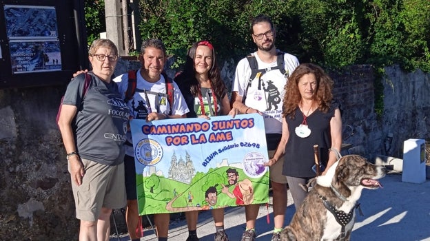 Pablo con amigos durante una de las etapas del camino en años anteriores