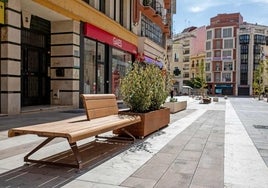 El Ayuntamiento de Huelva comienza a «amueblar» La Placeta