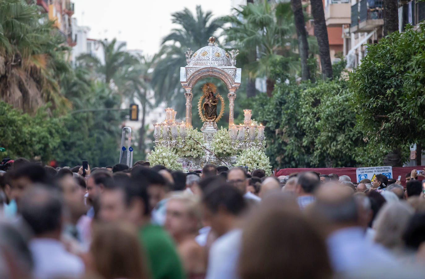La Virgen de la Cinta regresa a casa