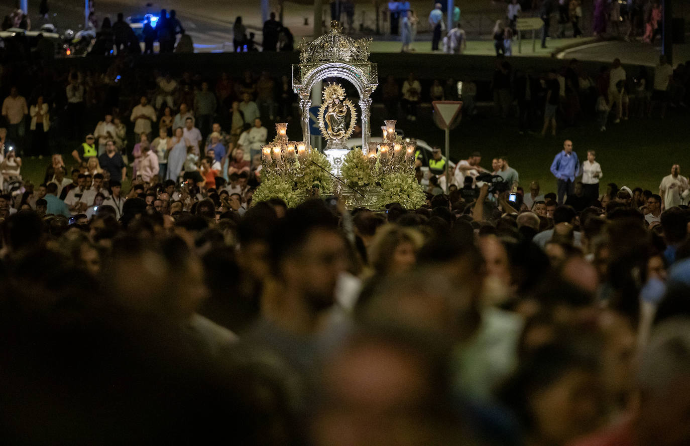 La Virgen de la Cinta regresa a casa