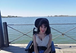 Lorena Bogado cumple su «quinto sueño literario» con 'La poeta no escuchada', una obra de amor y superación