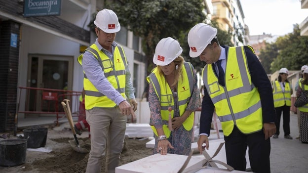 Pilar Miranda y Felipe Arias han visitado este jueves las obras