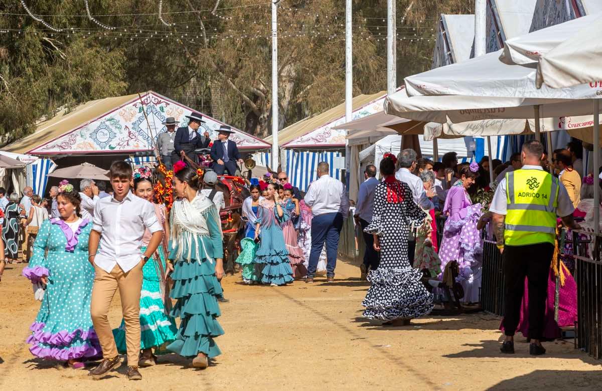 Ambiente de gala en el arranque de la Feria del Caballo y el Otoño en Huelva de 2023