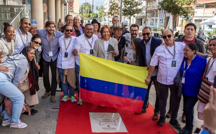 Imagen principal - Binómico 2023: Huelva disfruta de la mejor pastelera del mundo y las hormigas culonas de Colombia