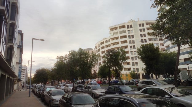 Avenida en el barrio de Pescadería, en Huelva capital