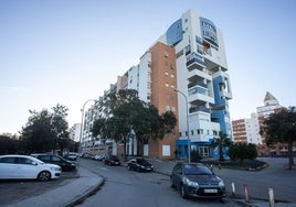 Comienza la completa reconstrucción de los acerados de todo Nuevo Molino  por problemas de asiento del terreno