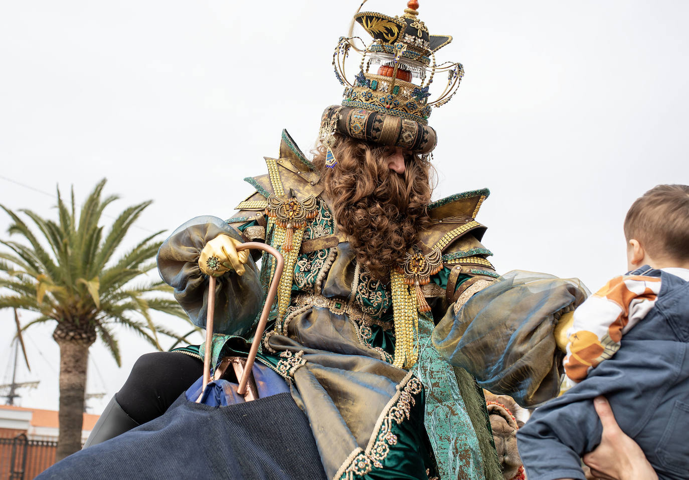 Las mejores imágenes de la llegada de los Reyes Magos a Huelva