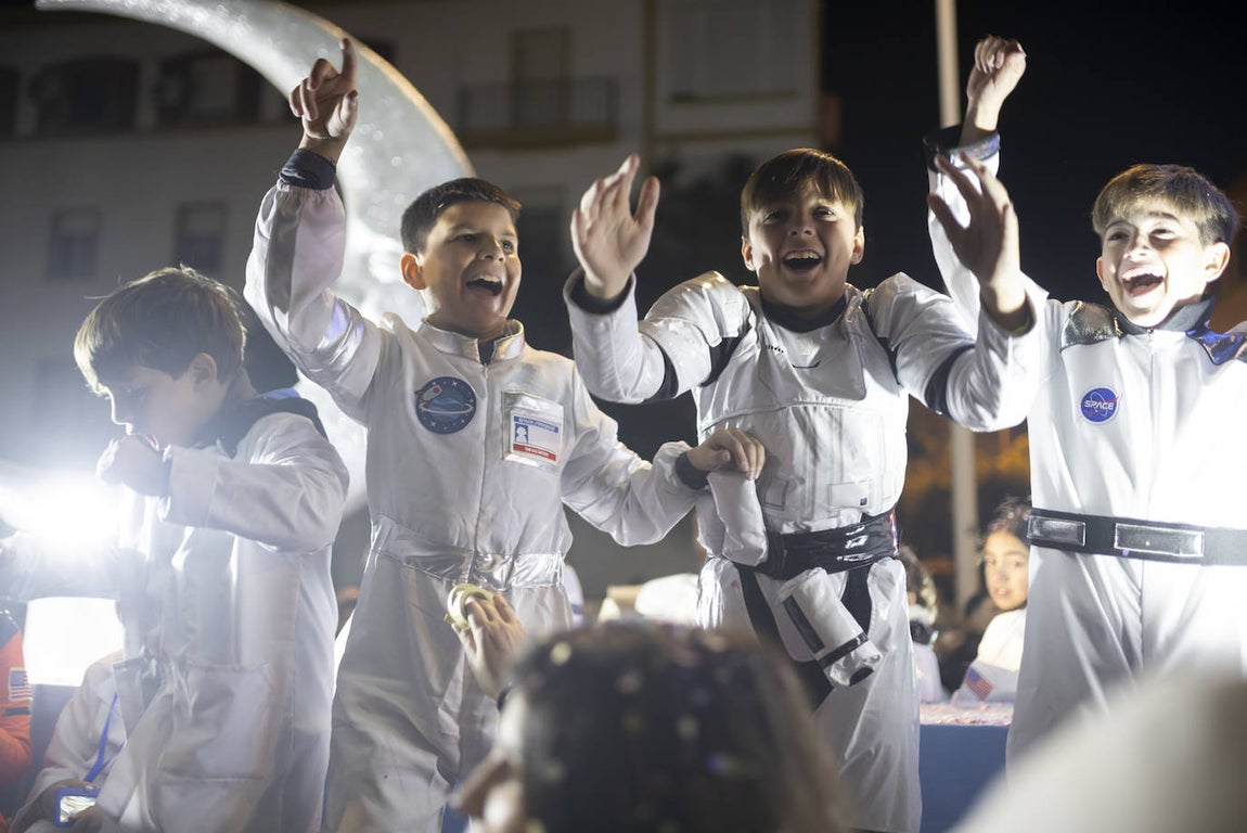 Así ha sido la Cabalgata de Reyes Magos de Huelva 2024, en imágenes