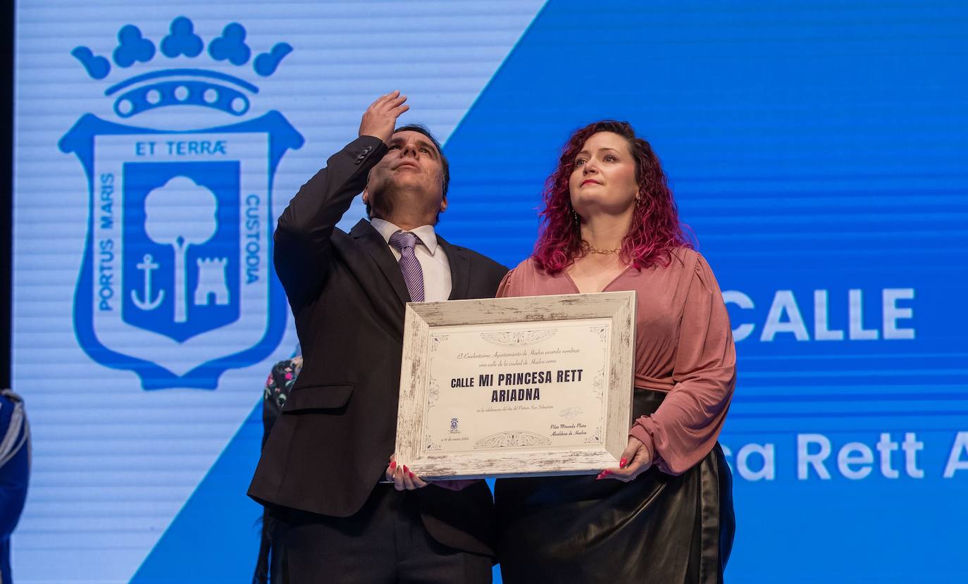 La entrega de las Medallas de la Ciudad de Huelva 2024, en imágenes