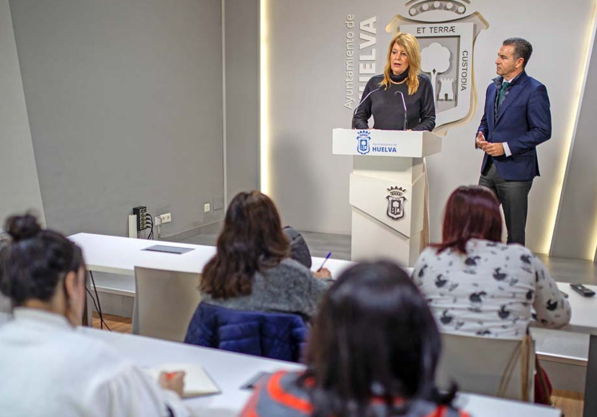 Pilar Miranda y Felipe Arias, este martes en rueda de prensa