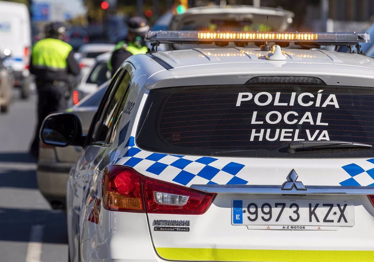 Vehículo de la Policía Local de Huelva
