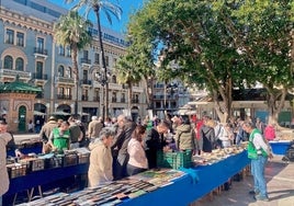 La plaza de La Soledad de Huelva acoge este sábado el Mercadillo del Libro Solidario