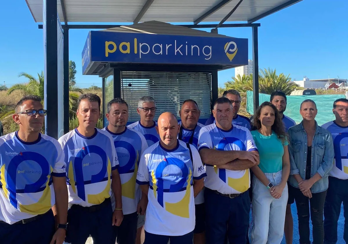 Trabajadores de Palparking siguen esperando que la alcaldesa de Huelva les reciba