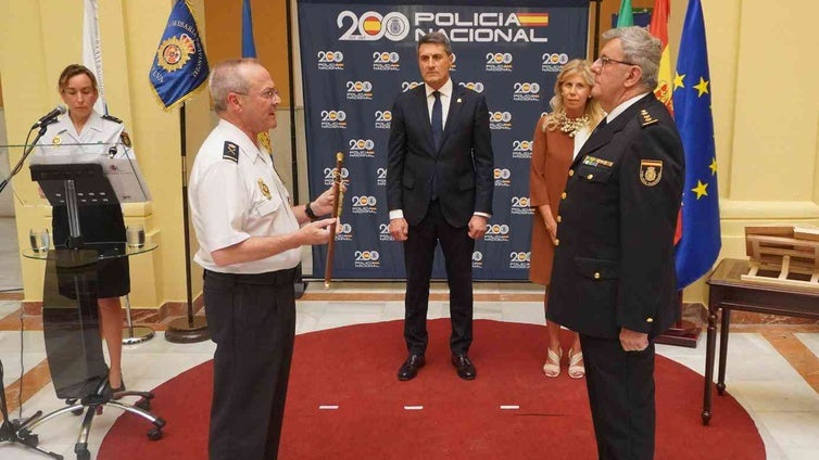 Quintín Méndez toma posesión como nuevo comisario de la Policía Nacional en Huelva tras 30 años de trayectoria
