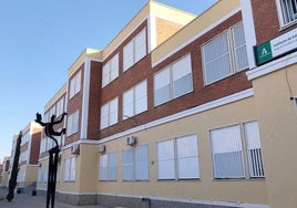 Reparan de manera integral las fachadas del IES Diego de Guzmán y Quesada de Huelva