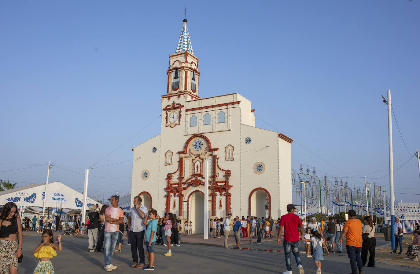 El ambiente de la noche del lunes en Las Colombinas 2024, en imágenes