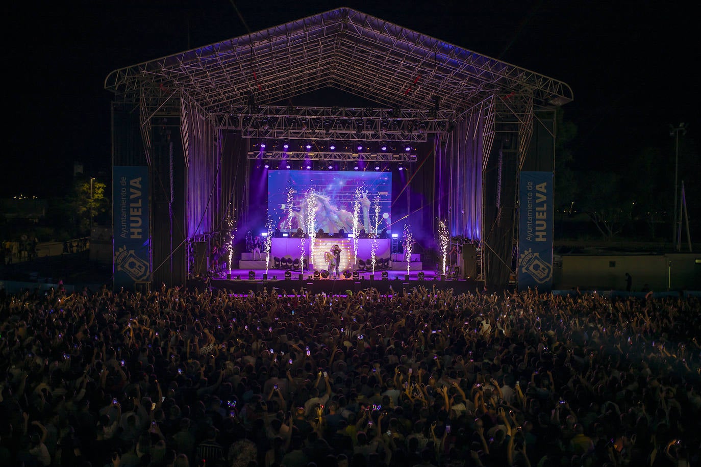 El ambiente de la noche del sábado en las Colombinas 2024, en imágenes