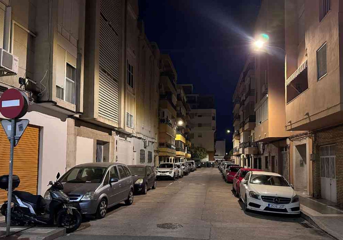 La nueva iluminación, con su característica zona de sombra en la zona a partir de la segunda planta