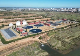 En marcha la ampliación de la depuradora de Huelva, la sustitución de la balsa del Titán y la construcción de una nueva estación de bombeo