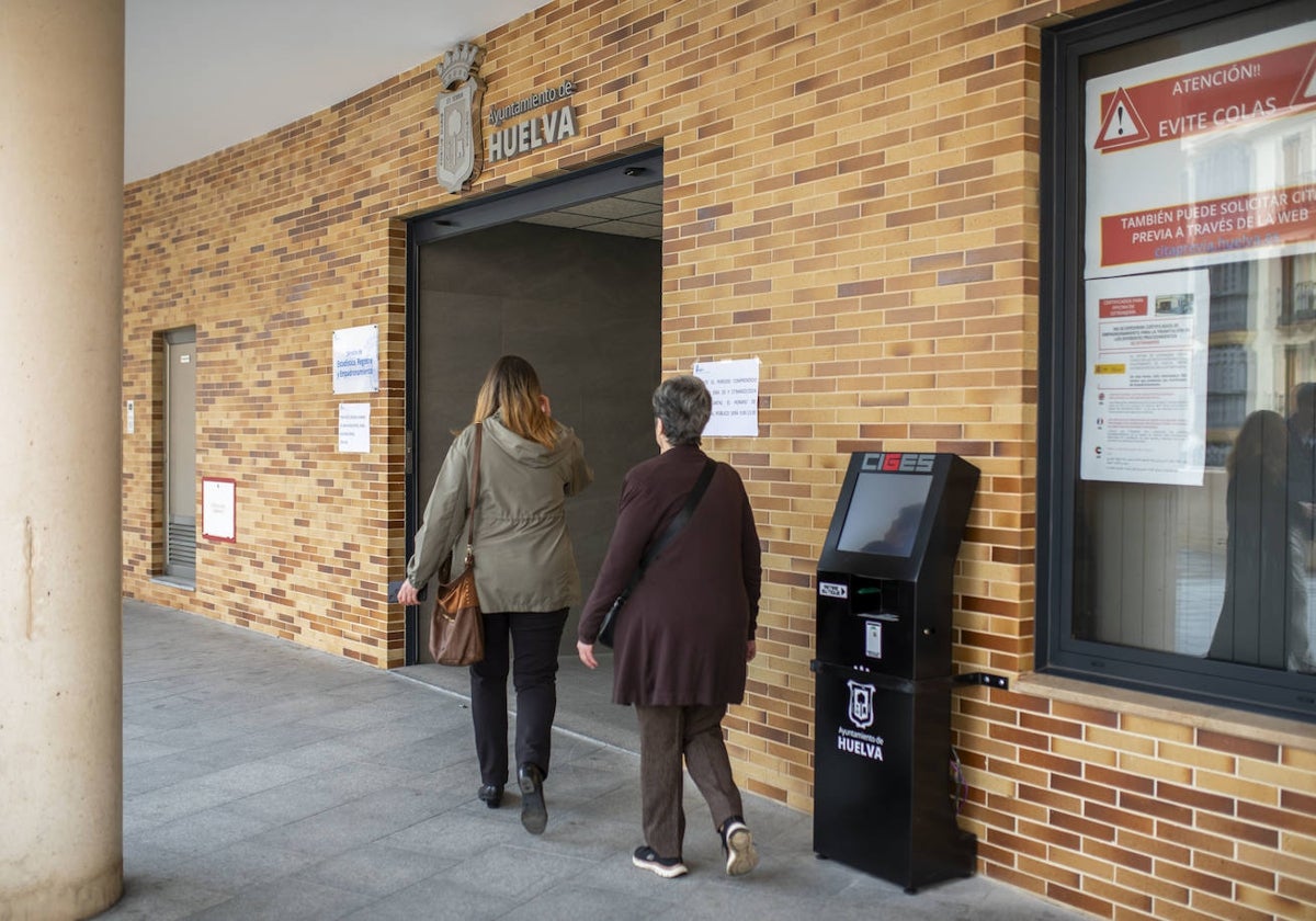 Oficina de empadronamiento de Huelva, en la calle Aragón