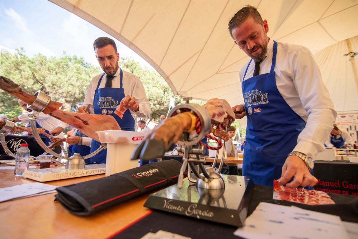 El récord al plato de jamón más grande del mundo, en imágenes