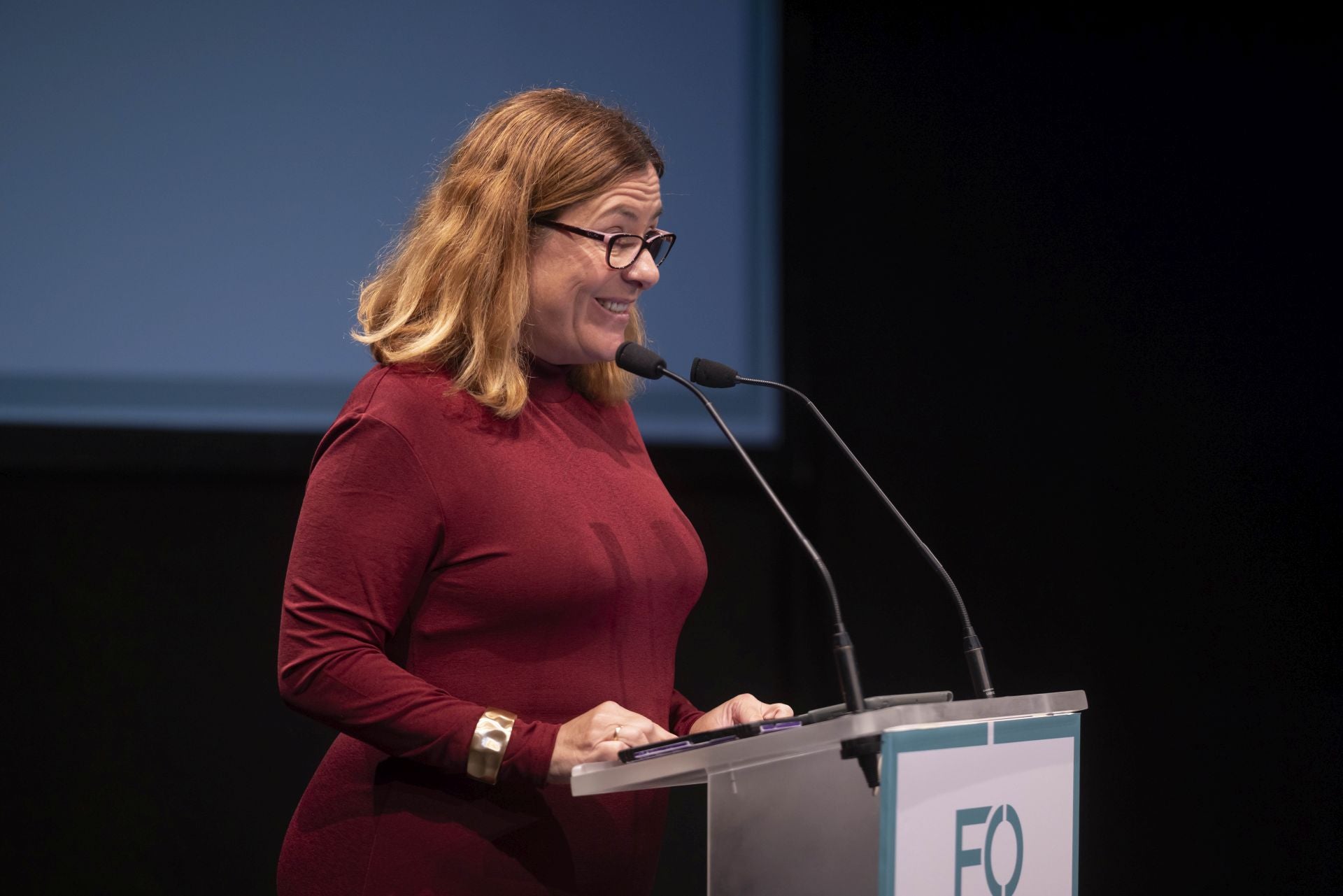 Silvia Tubio, coordinadora de Huelva24 y conductora del acto