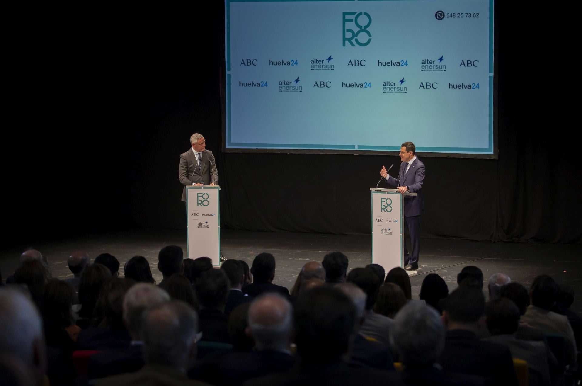 Foro Huelva 24 ABC Alter Enersun con Juanma Moreno, en imágenes (parte II)