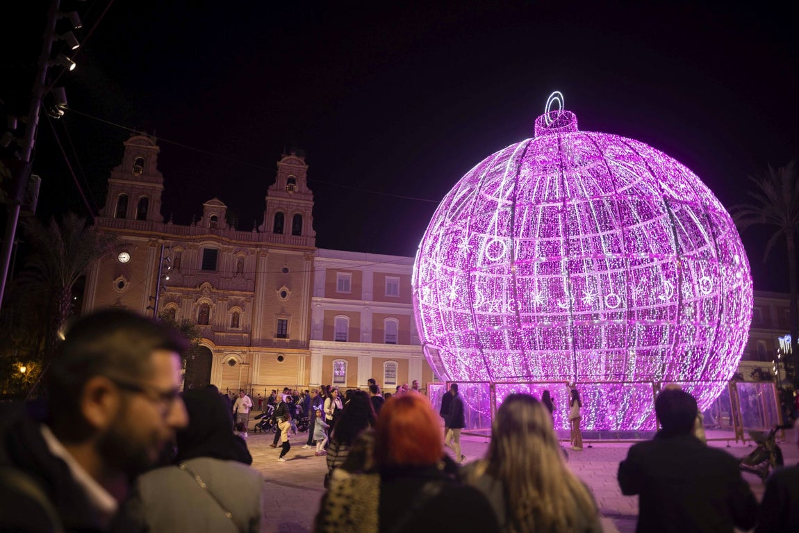 El encendido del alumbrado navideño de Huelva, en imágenes