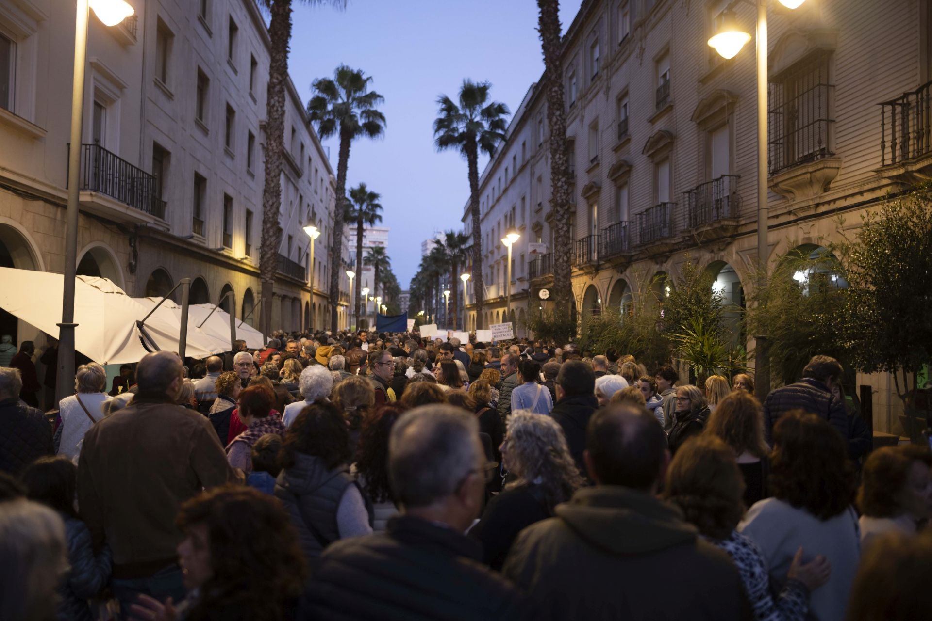 Todas las imágenes de la manifestación por la sanidad pública de Huelva