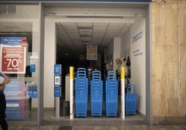 El apagón hace mella en los negocios de Huelva