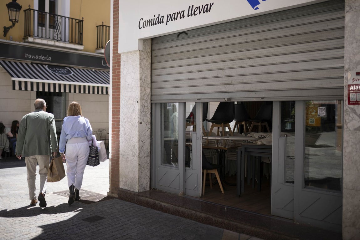 El apagón hace mella en los negocios de Huelva