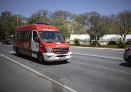 Apagón en Huelva: Los bomberos realizan una treintena de rescates de personas atrapadas en ascensores
