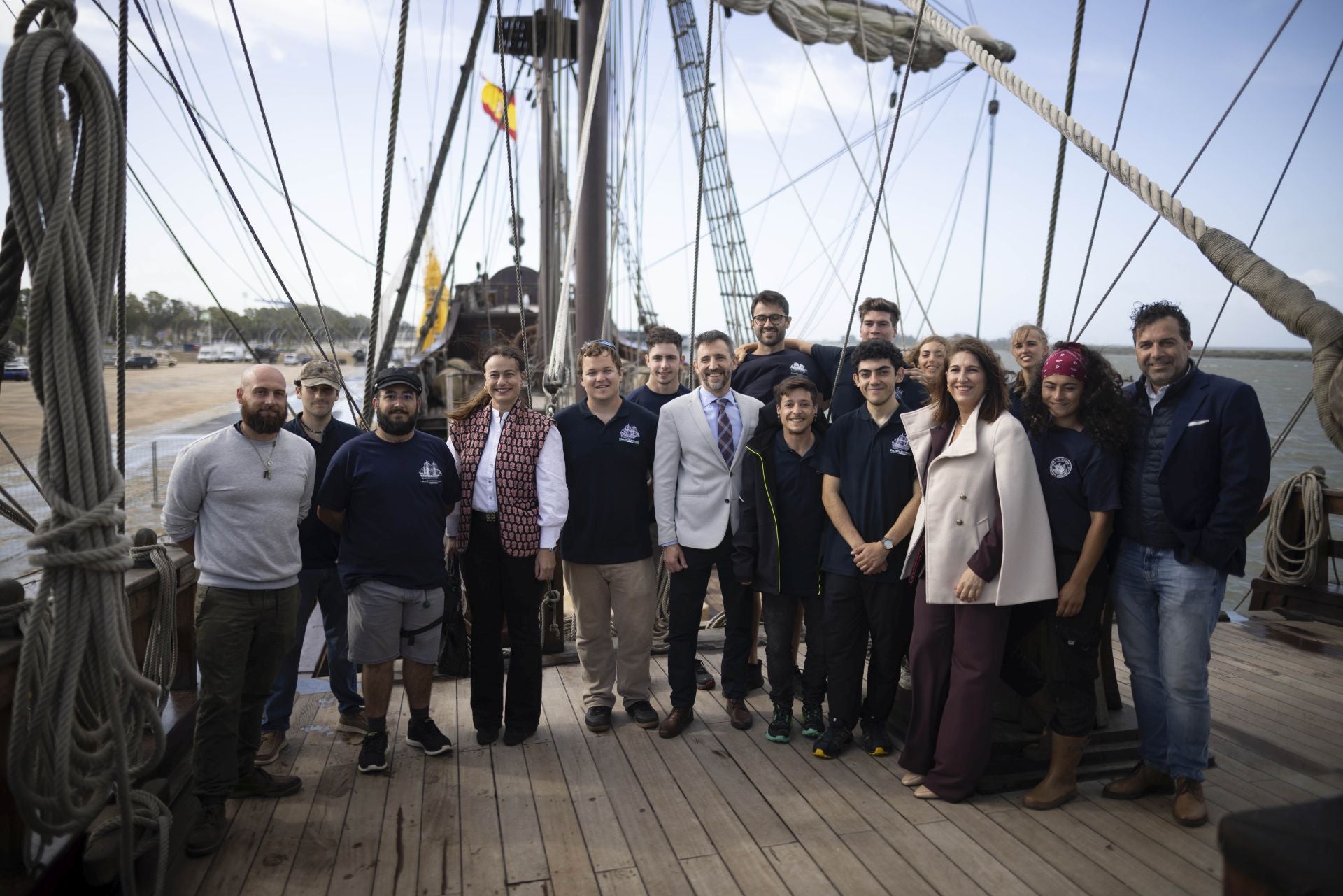 Imágenes de la llegada a Huelva del Galeón Andalucía