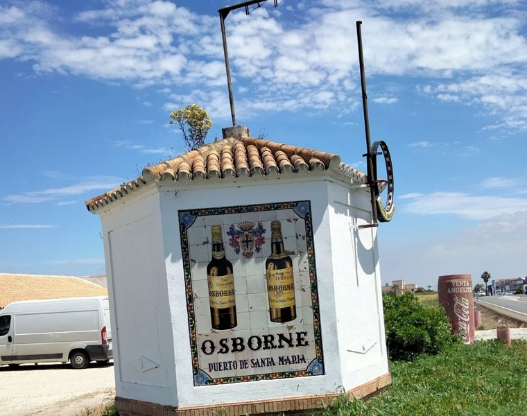 El kiosco y la actual Venta Angelito al fondo