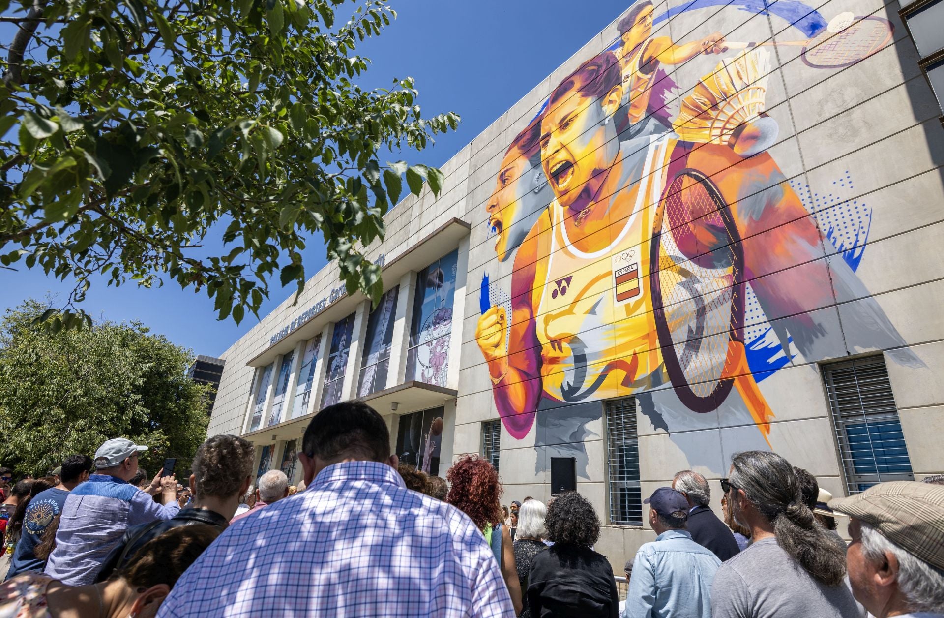 El mural de Carolina Marín, en imágenes