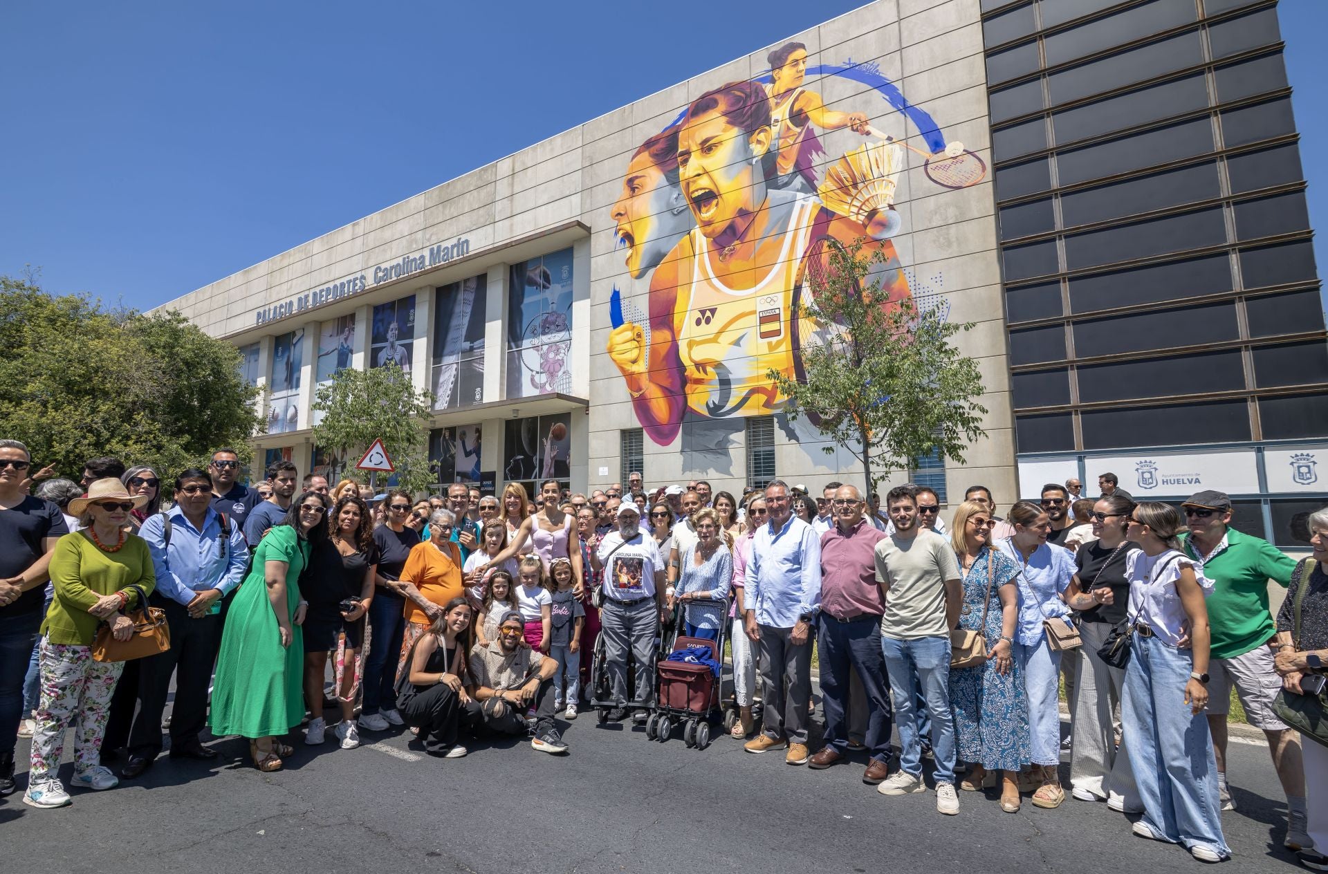El mural de Carolina Marín, en imágenes
