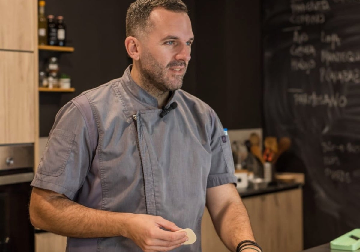 Fran Rabazo, chef y creador de Escondite, espacio gastronómico en Huelva
