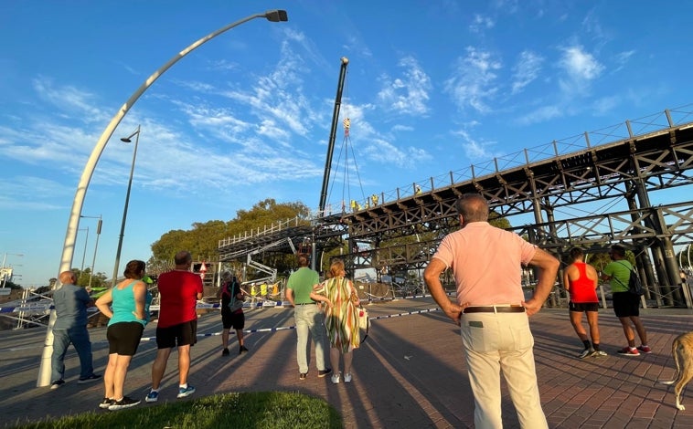 Imagen principal - El Muelle de la Compañía Minera de Río Tinto ya está unido