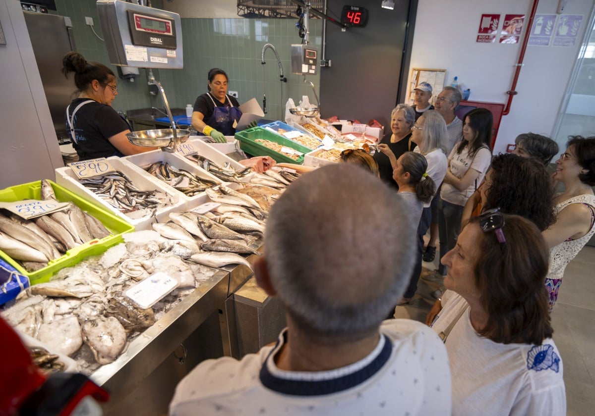 El renovado Mercado de San Sebastián, esta mañana