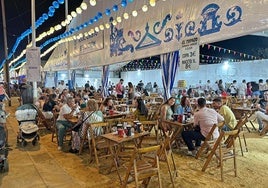 Cuánto cuesta comer en las Colombinas de Huelva 2025: precios de montaditos, jamón, tortilla y gambas