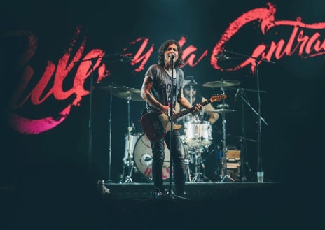 Imagen secundaria 1 - Rulo y la contrabanda y Siloé protagonizaron los conciertos de la noche de este jueves