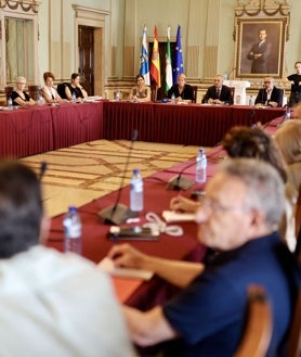 Imagen secundaria 2 - El Ayuntamiento de Huelva reivindica la contribución de la participación ciudadana con «la escucha activa» a la población