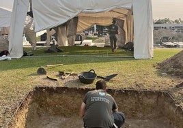 Finalizan la exhumaciones en el cementerio de Huelva con el hallazgo de al menos 12 bebés cuyos restos se cotejarán