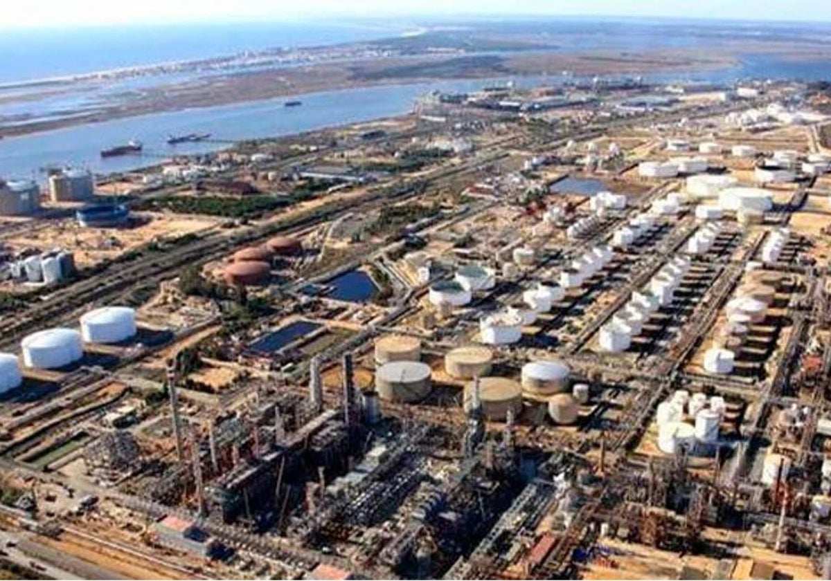 Imagen de archivo de las instalaciones industriales de Huelva
