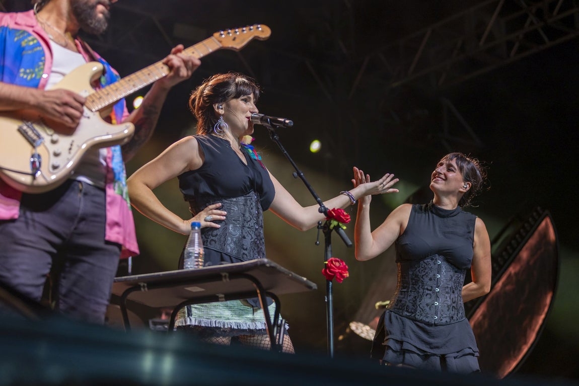 El concierto de Rozalén en las Fiestas de la Cinta 2025, en imágenes