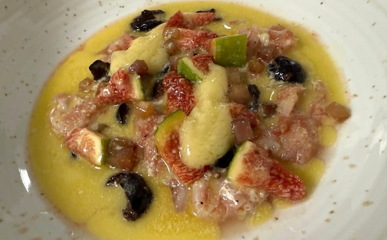Imagen principal - Platos de Ultra Marino, en El Rompido, Huelva