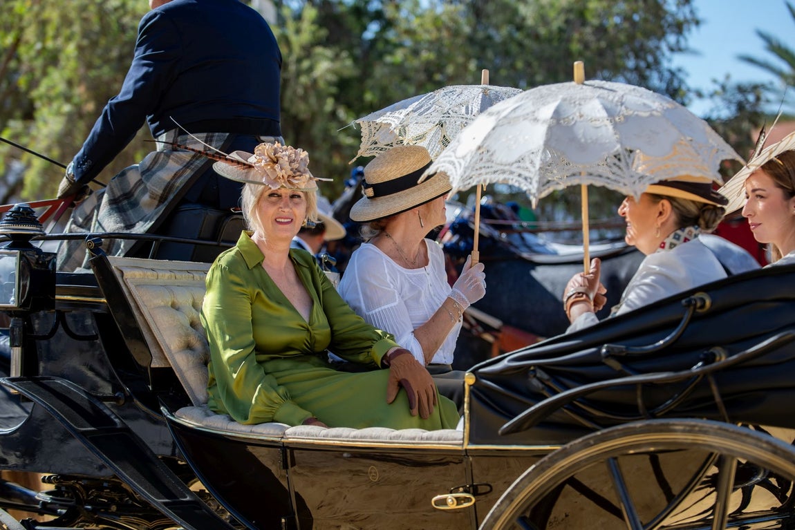Las mejores imágenes del paseo de enganches de la Feria del Caballo de Huelva