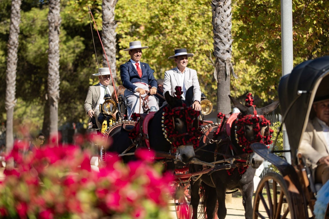 Las mejores imágenes del paseo de enganches de la Feria del Caballo de Huelva